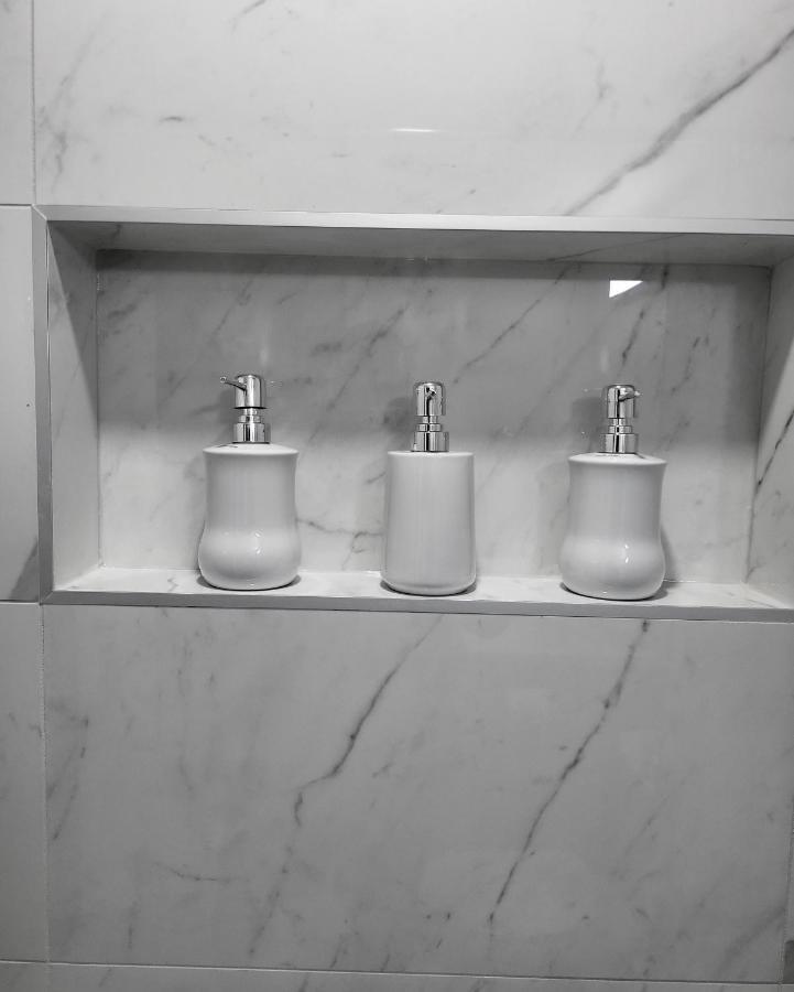 Luxury Suite In Calgary Nw エクステリア 写真